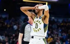 爱游戏体育-天才级瞬间！老将CharlesBassey打破纪录NBA常规赛昨晚，全网刷屏！