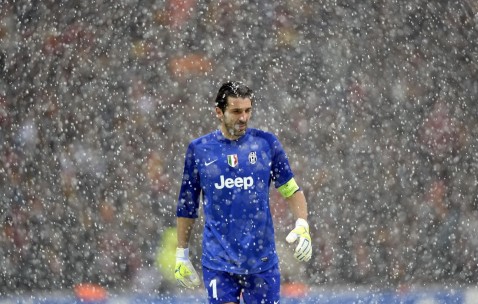 爱游戏体育官网-F1赛车最新战报！英格兰队迎战葡萄牙队，超级对决，球迷热情点燃赛场